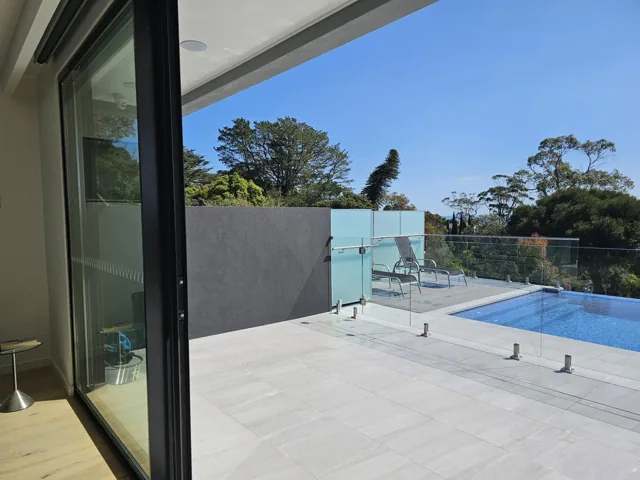 Rooftop balustrade and pool fence, Dromana