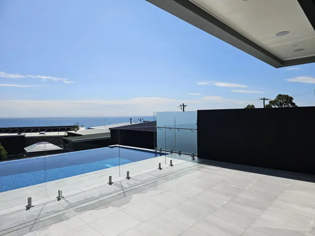 Rooftop balustrade and pool fence, Dromana