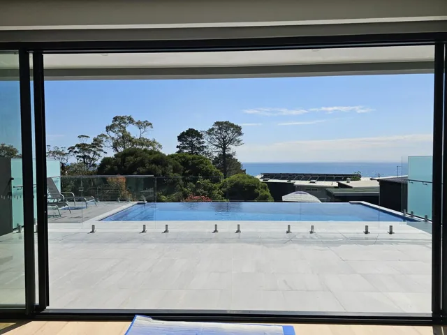 Rooftop balustrade and pool fence, Dromana