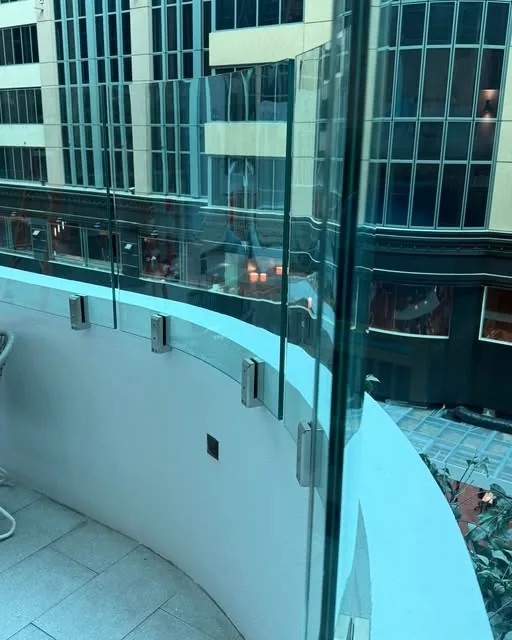 Shopfronts and commercial glazing